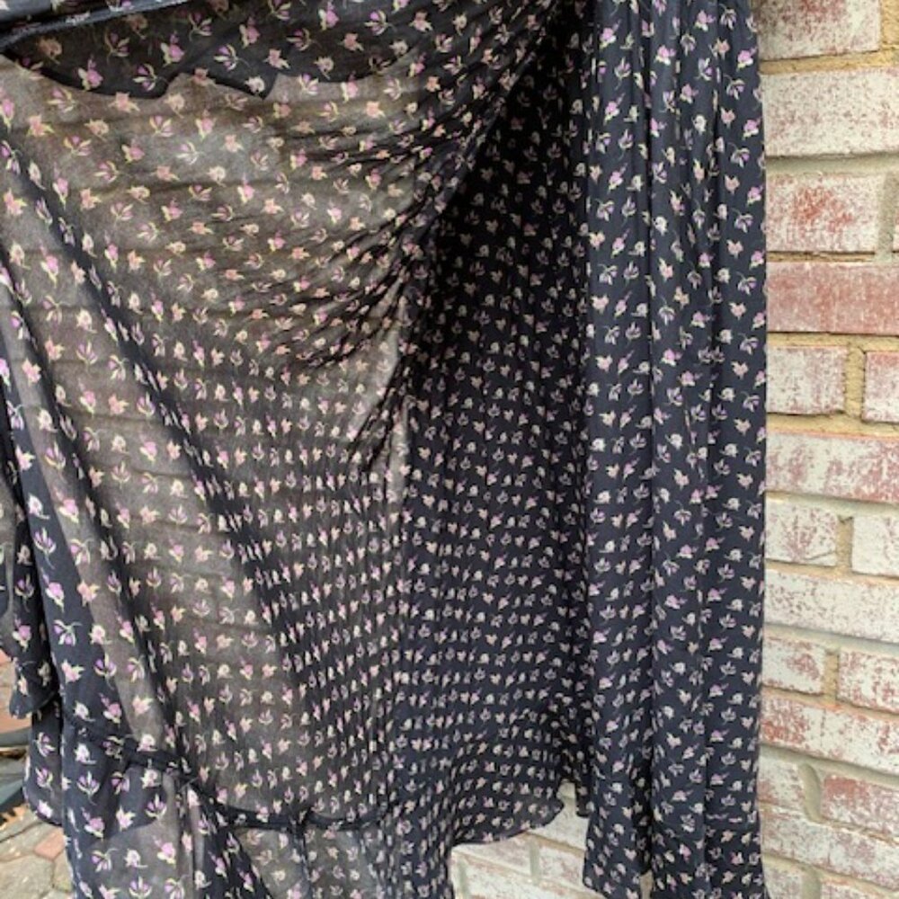 LOFT floral ruffle faux wrap cold shoulder ruffle midi dress size medium - Picture 10 of 14